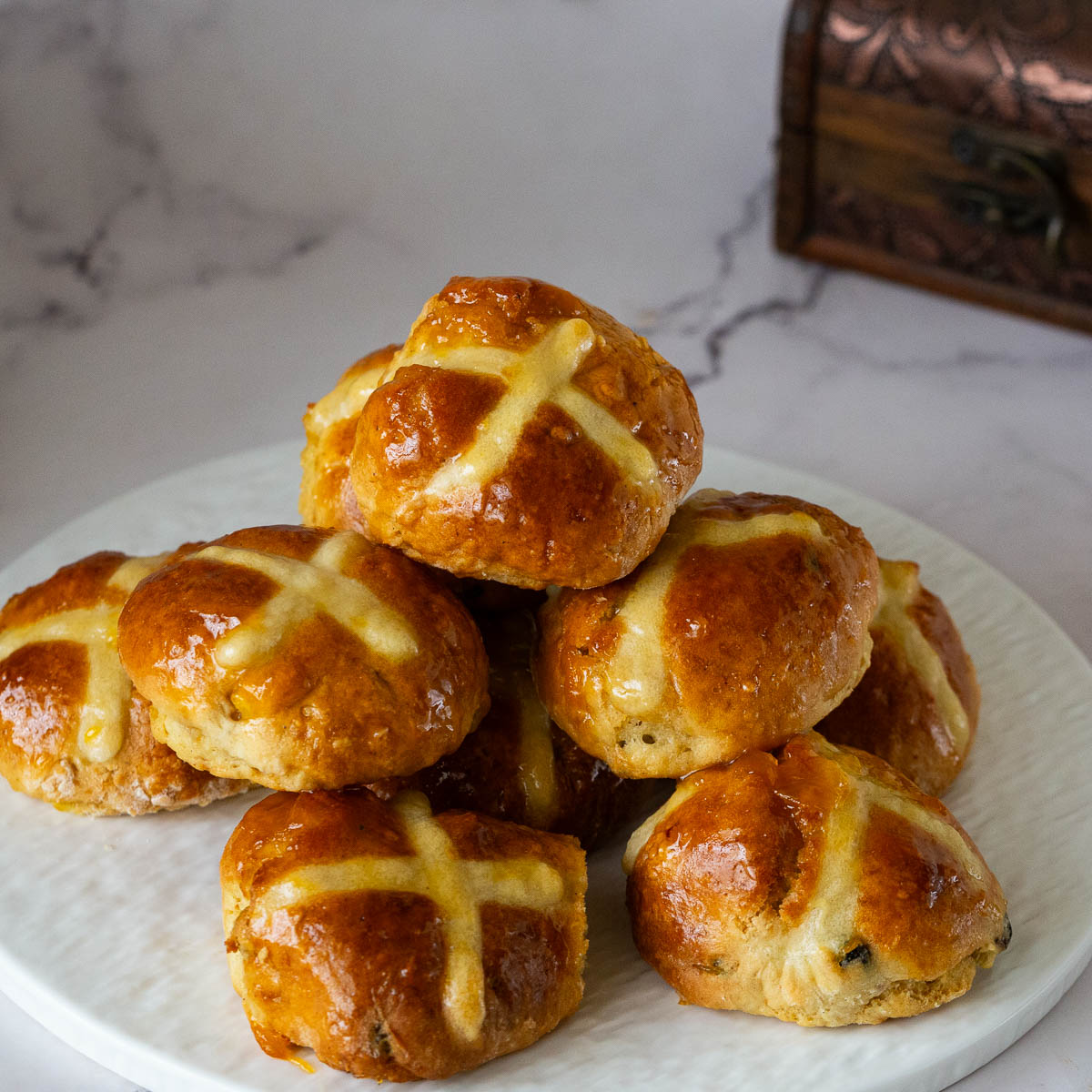 Quick 30 mins hot cross buns.