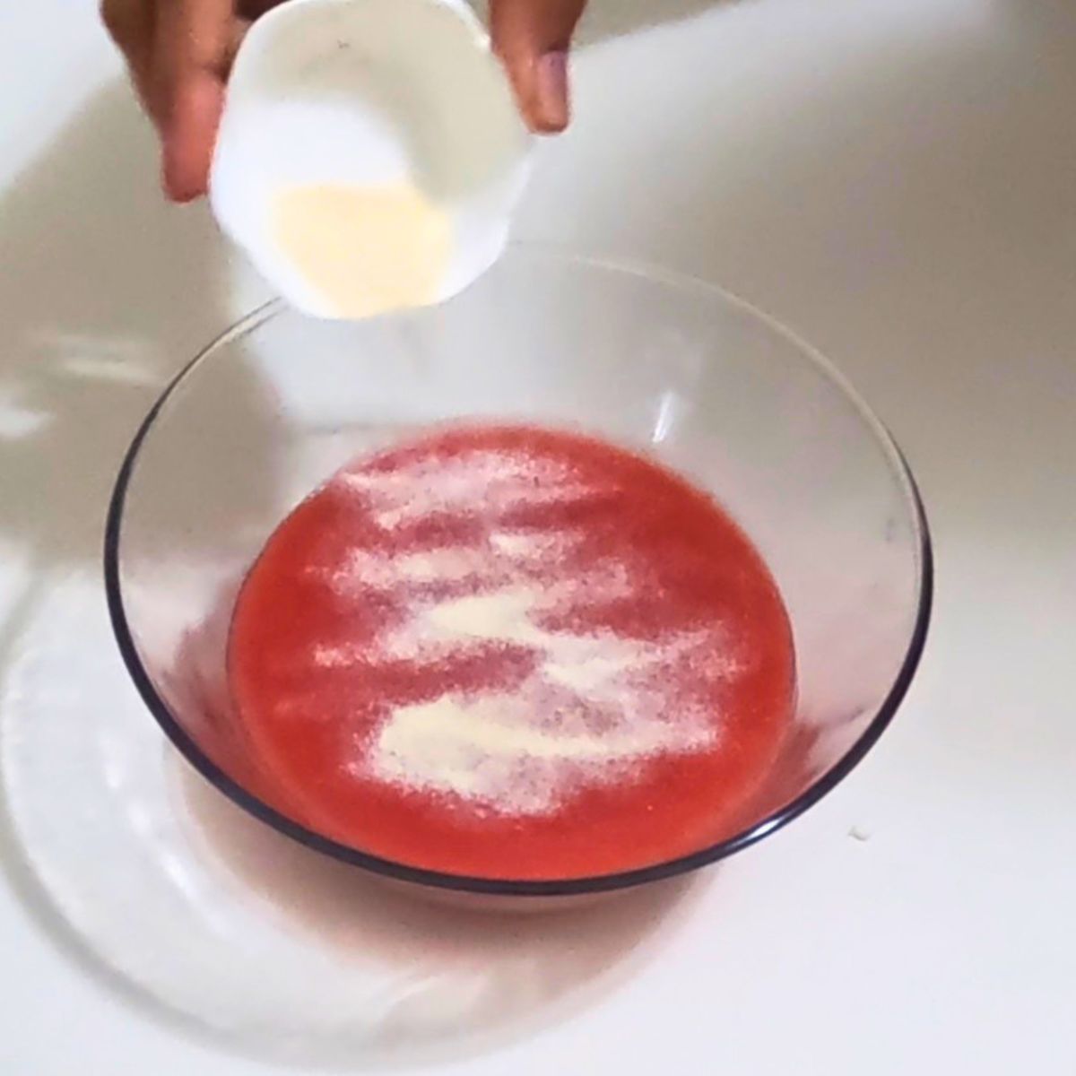 Strawberry mousse with gelatin.