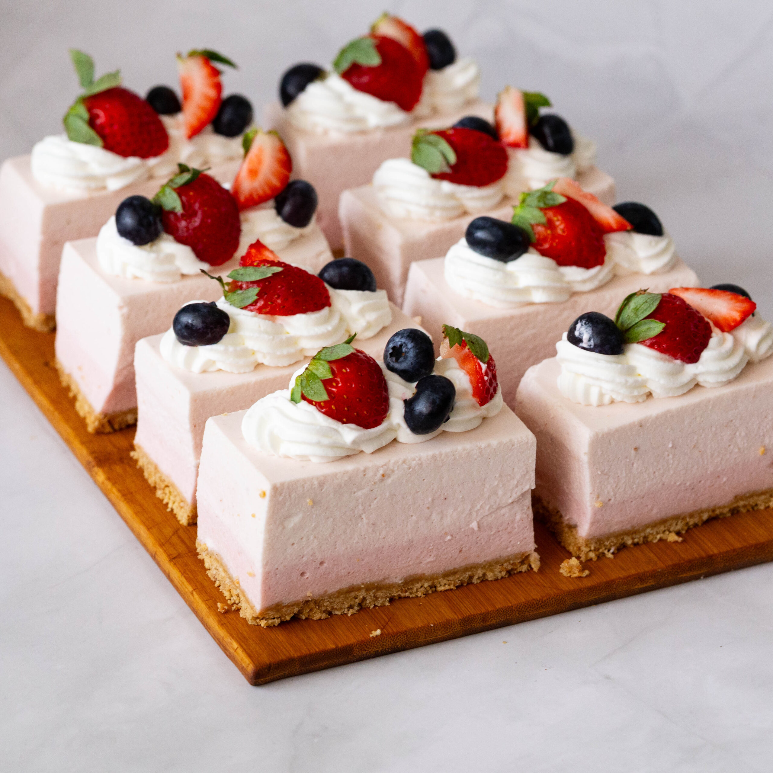 8 Mousse Bars with Strawberry Ombre Mousse.