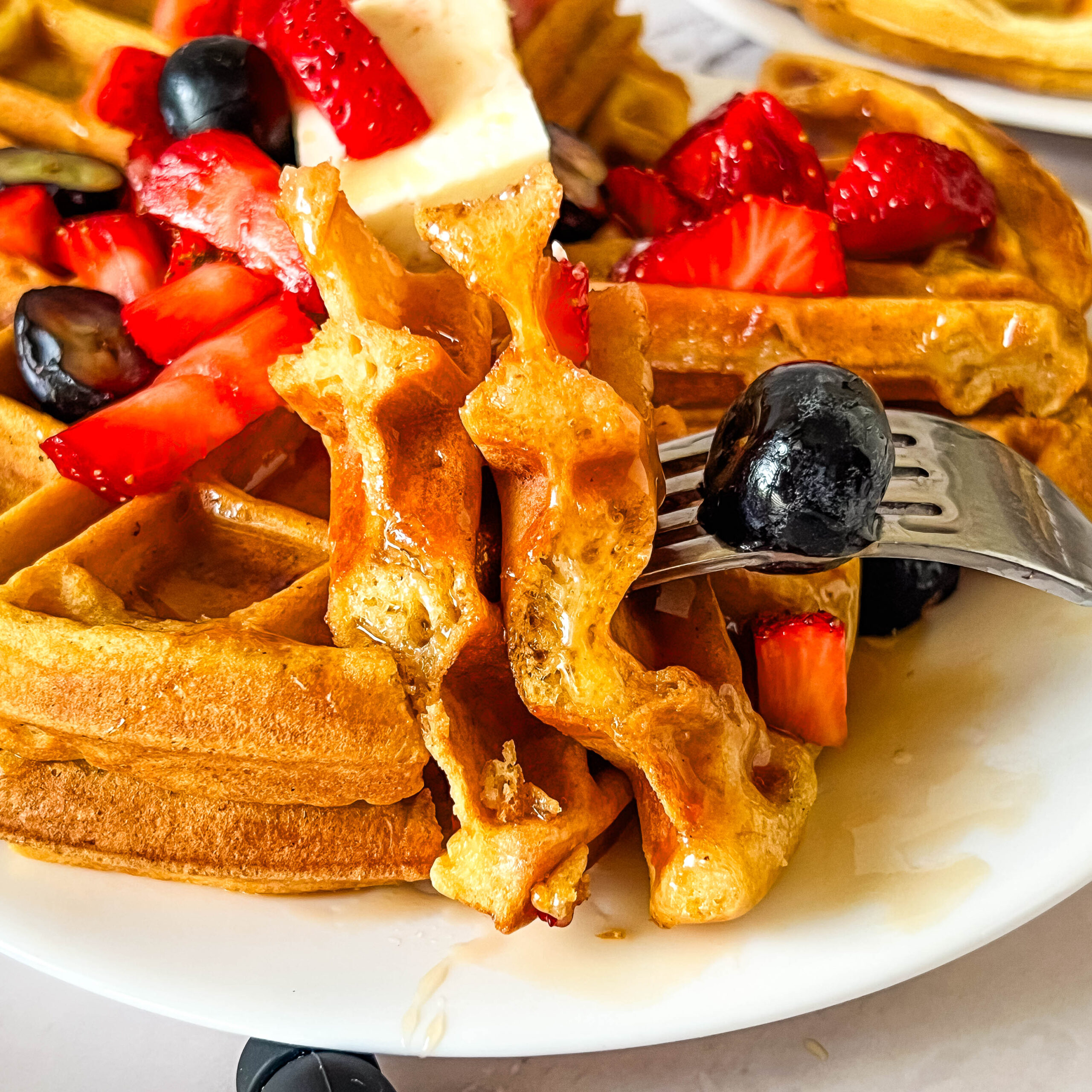 Waffles with fresh fruits.